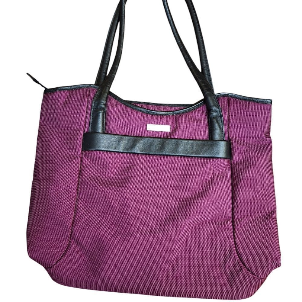 Victorinox Burgundy business shoulder bag‎